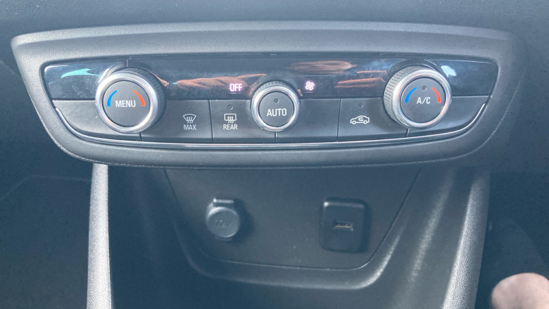 Vauxhall Crossland X 1.2 [83] Elite 5dr Petrol Hatchback